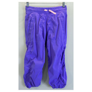 IVIVVA By LuLulemon Live To Move Capri Crop Pants